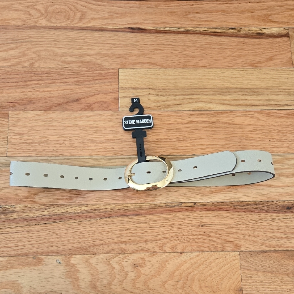 Steve Madden Beige Belt with Gold Circle Buckle